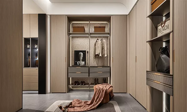 Mixed Storage Wardrobe
