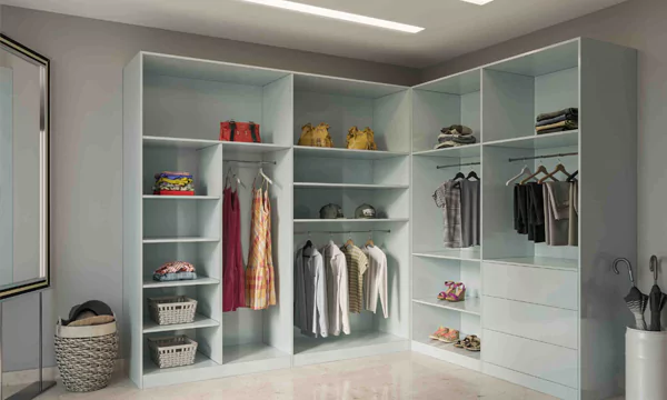 Walk-in Wardrobe